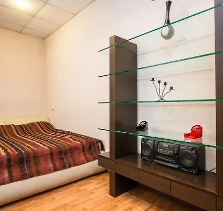 Two-bedroom Nezavisimosti 33 Minsk